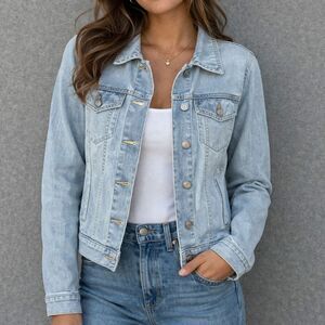 Old Navy Light Wash Cropped Denim Jacket Women M Fitted Trucker